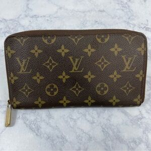 Louis Vuitton Monogram Zippy Organizer